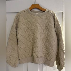 Women’s Quilted Universal Thread Sweatshirt - Size Large